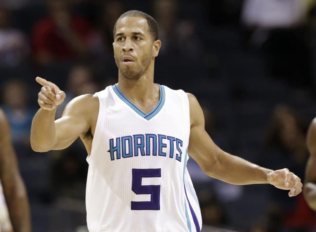 Jannero Pargo playing for Charlotte Hornets 
