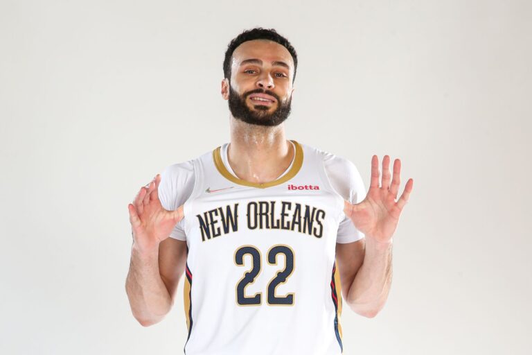 Larry Nance Jr.