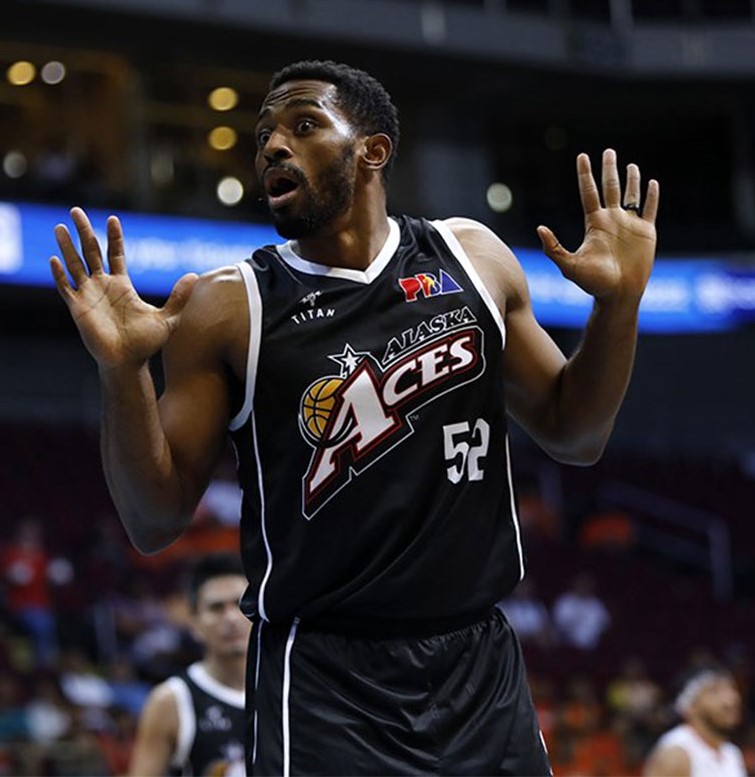 Mike Harris with the Alaska Aces 
