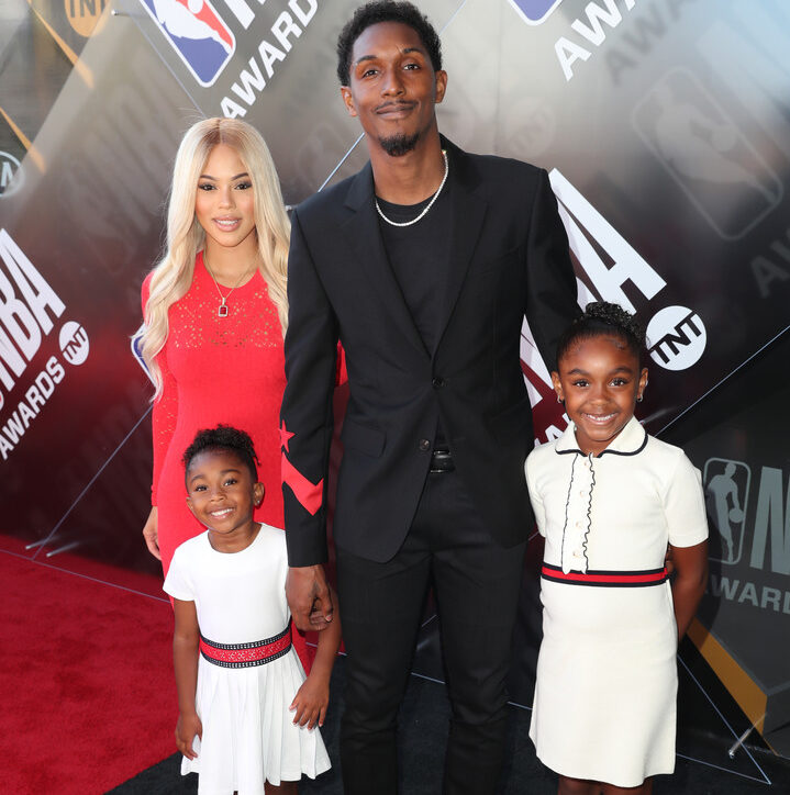 The NBA player with his ex-girlfriend & daughters (Source: mediarefree.com)