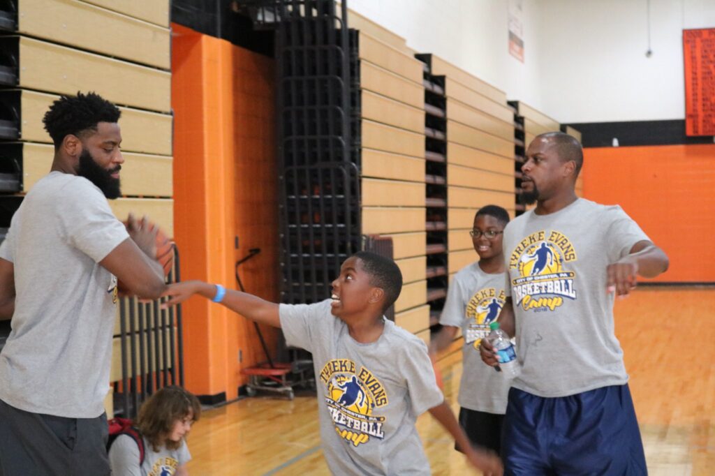 Tyreke Evans on a camp for kids