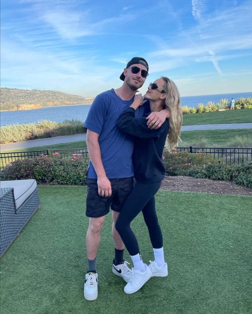 Cody Bellinger with girlfriend Chase Carter 
