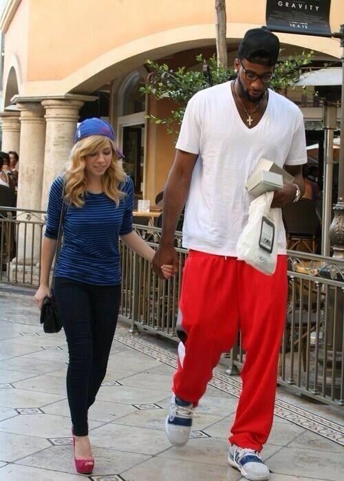 Andre Drummond And Jennette Mccurdy Were Spotted By Paparazis 