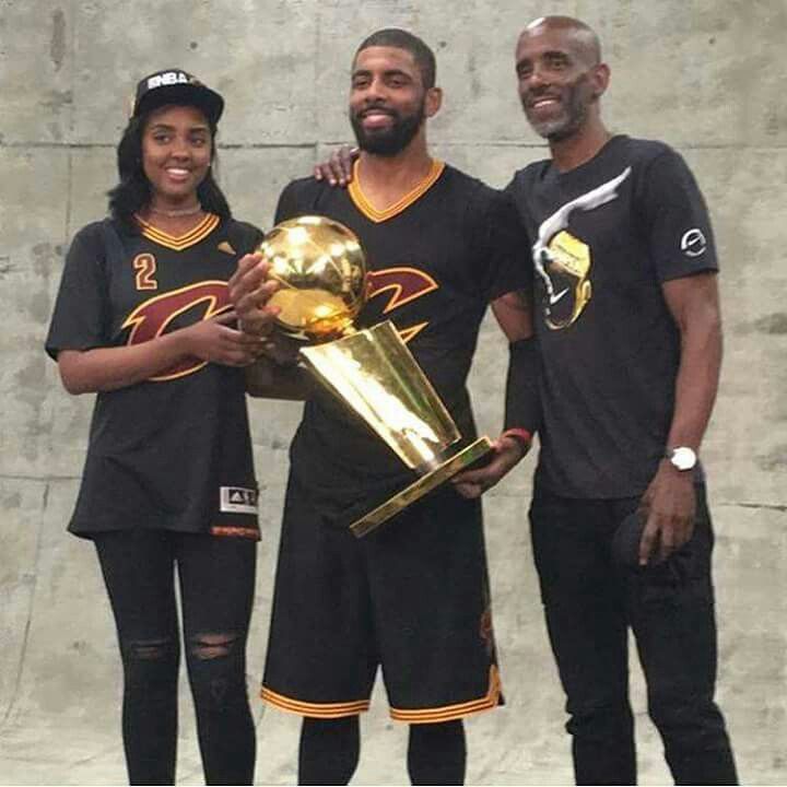 Drederick Irving with his son Kyrie and daughter Asia (Source: Pinterest)