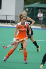 12 Famous Female Hockey Players in the World - Players Bio
