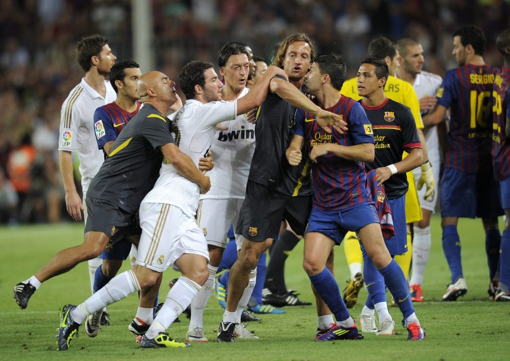 Mass brawl in Supercopa, 2011 