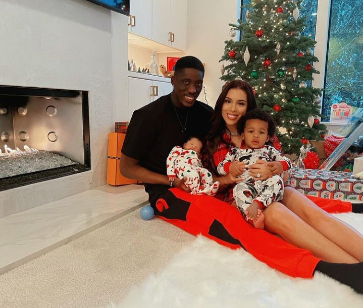 Ashley Snell with her husband, Tony Snell & their kids (Source: Instagram)