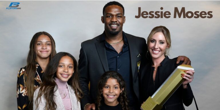 Jessie Moses Standing With Her Family