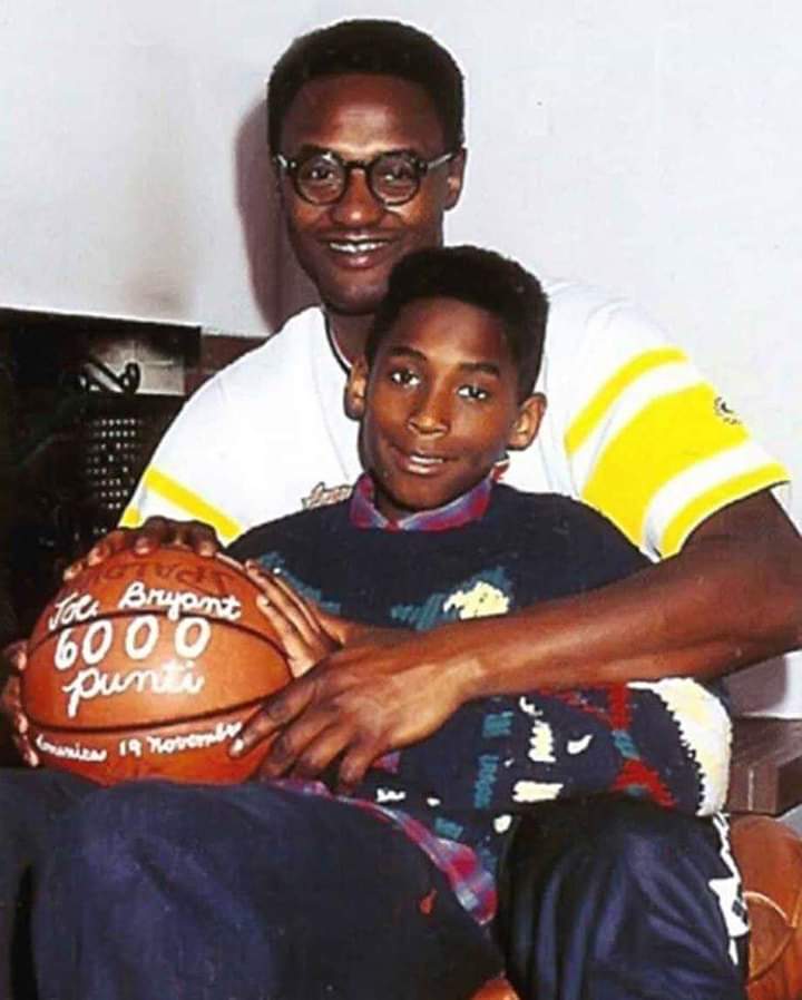 Joe Bryant with young Kobe Bryant (Source: PopCulture.com)