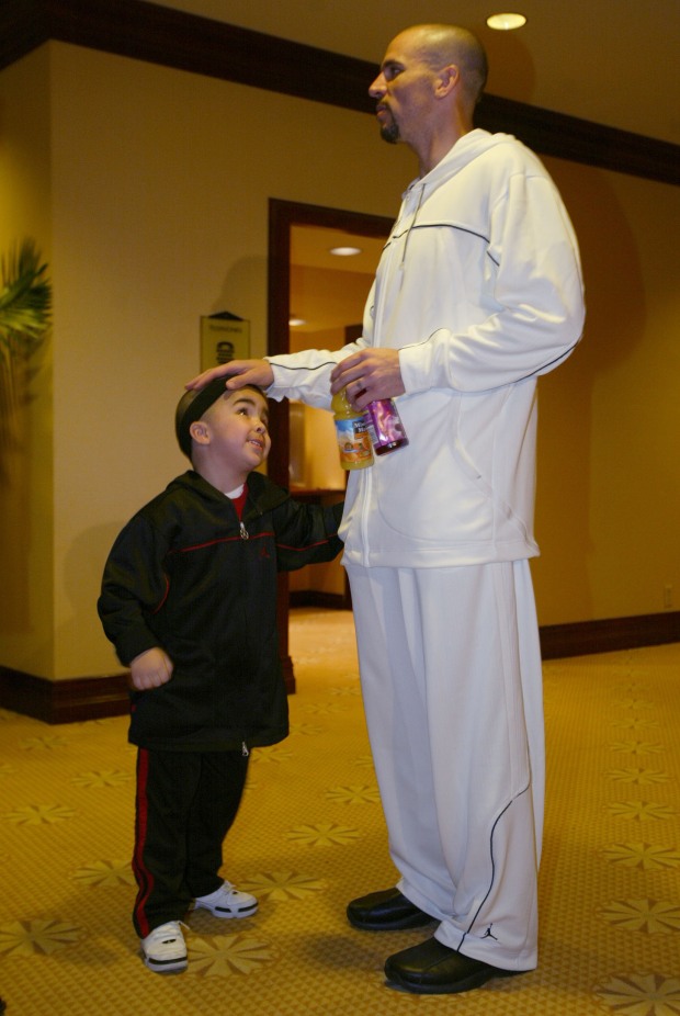 Little Trey Jason Kidd with his dad (Source: The Mercury News)