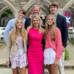 Melissa Stark With Her Father And four Children
