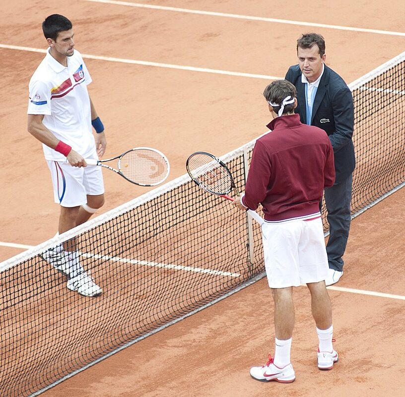 Novak_Djokovic_and_Roger_Federer_at_RG_2011