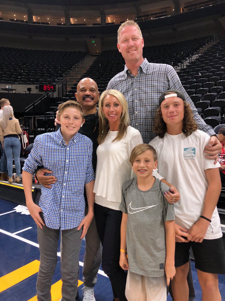 Shawn Bradley With His Family