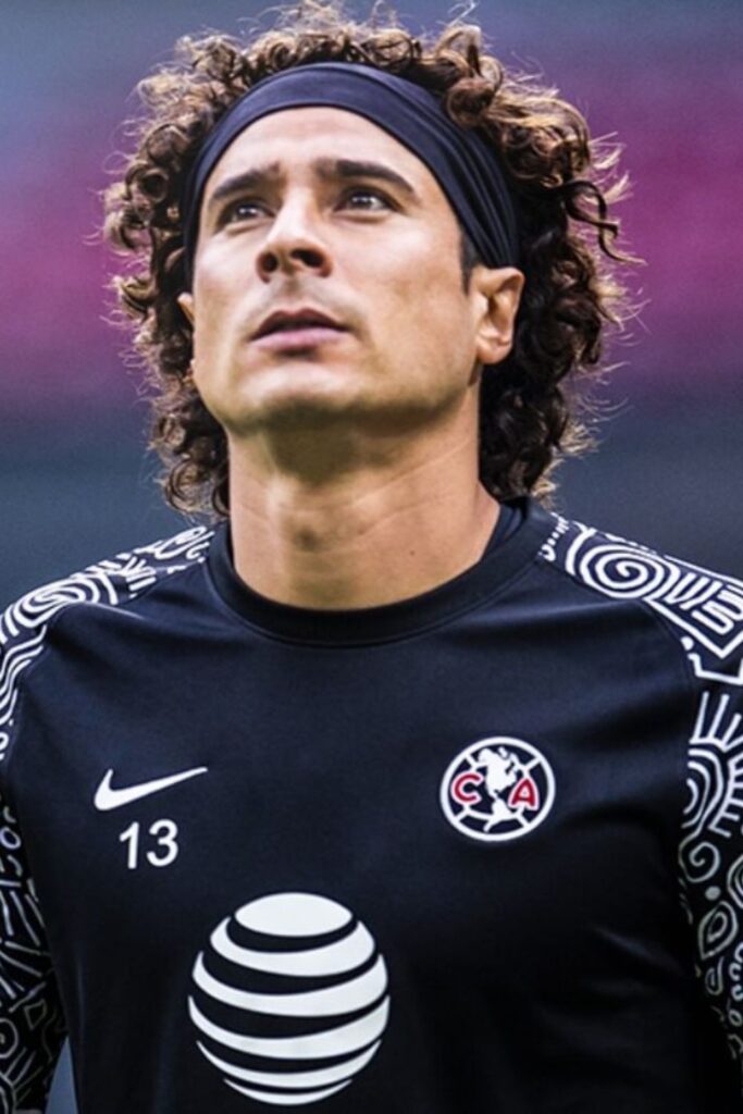 Guillermo Ochoa [2025 Update]: Career & Net Worth - Players Bio