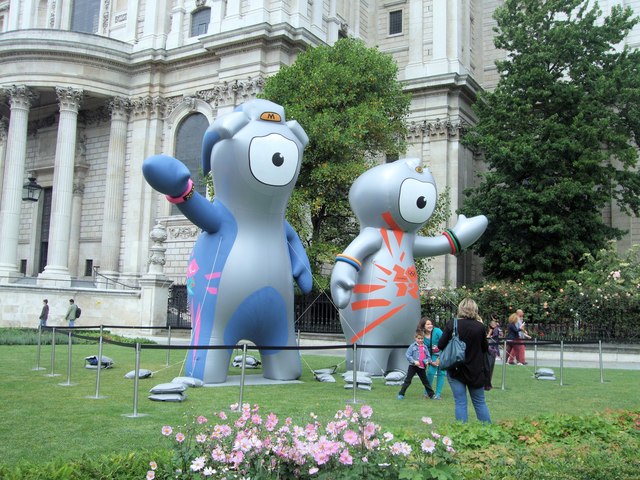 Wenlock and Mandeville outside St Paul's. (Source: Geograph)