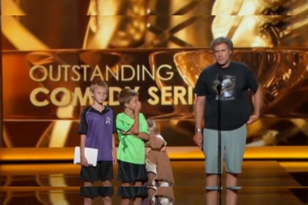 Will With His Children At An Award Show