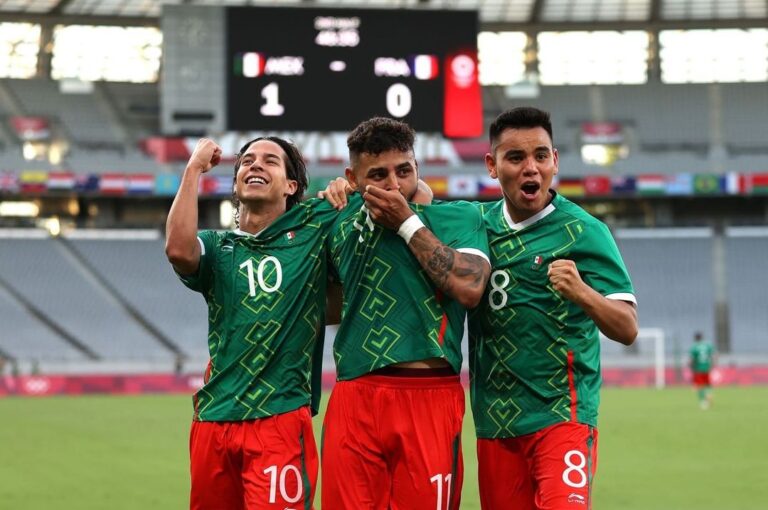 best mexican soccer player right now