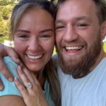 dee showing her engagement ring
