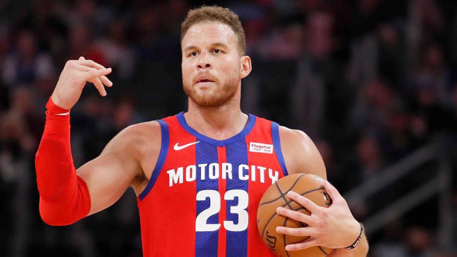 Blake griffin in red jersey