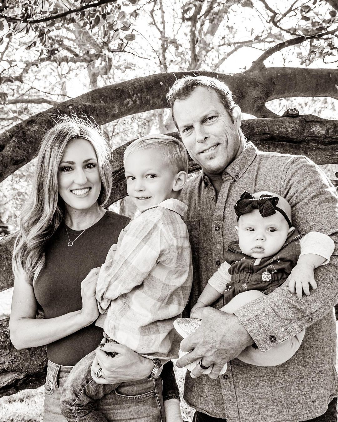 Allison Williams With Her Husband And Children