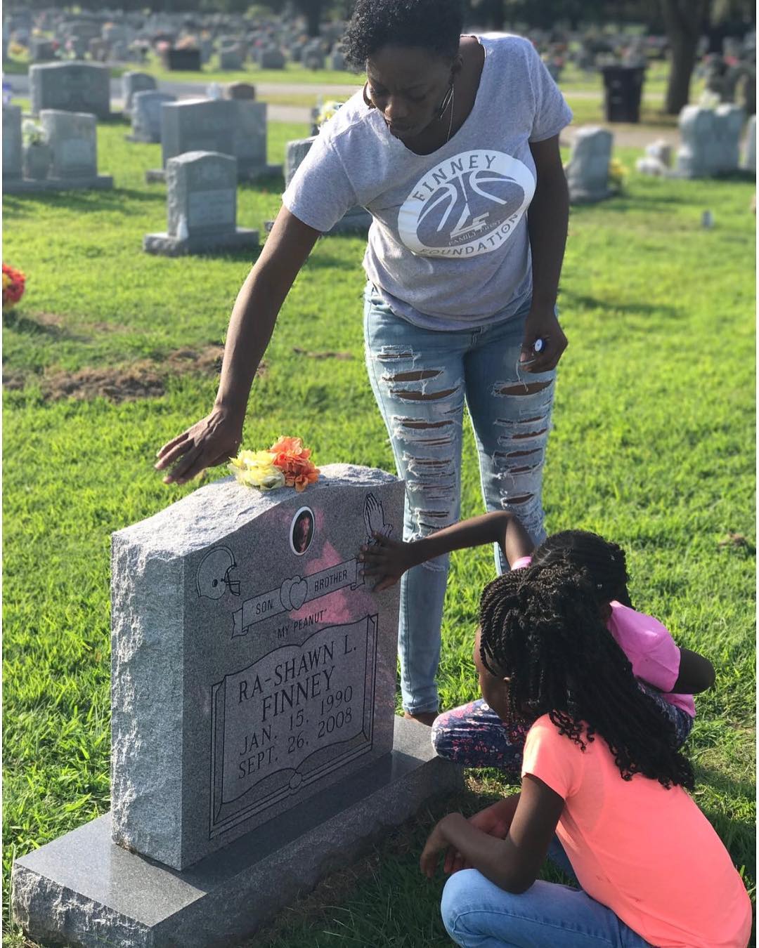 Dorian Finney-Smith's Family At His Brother Cemetery