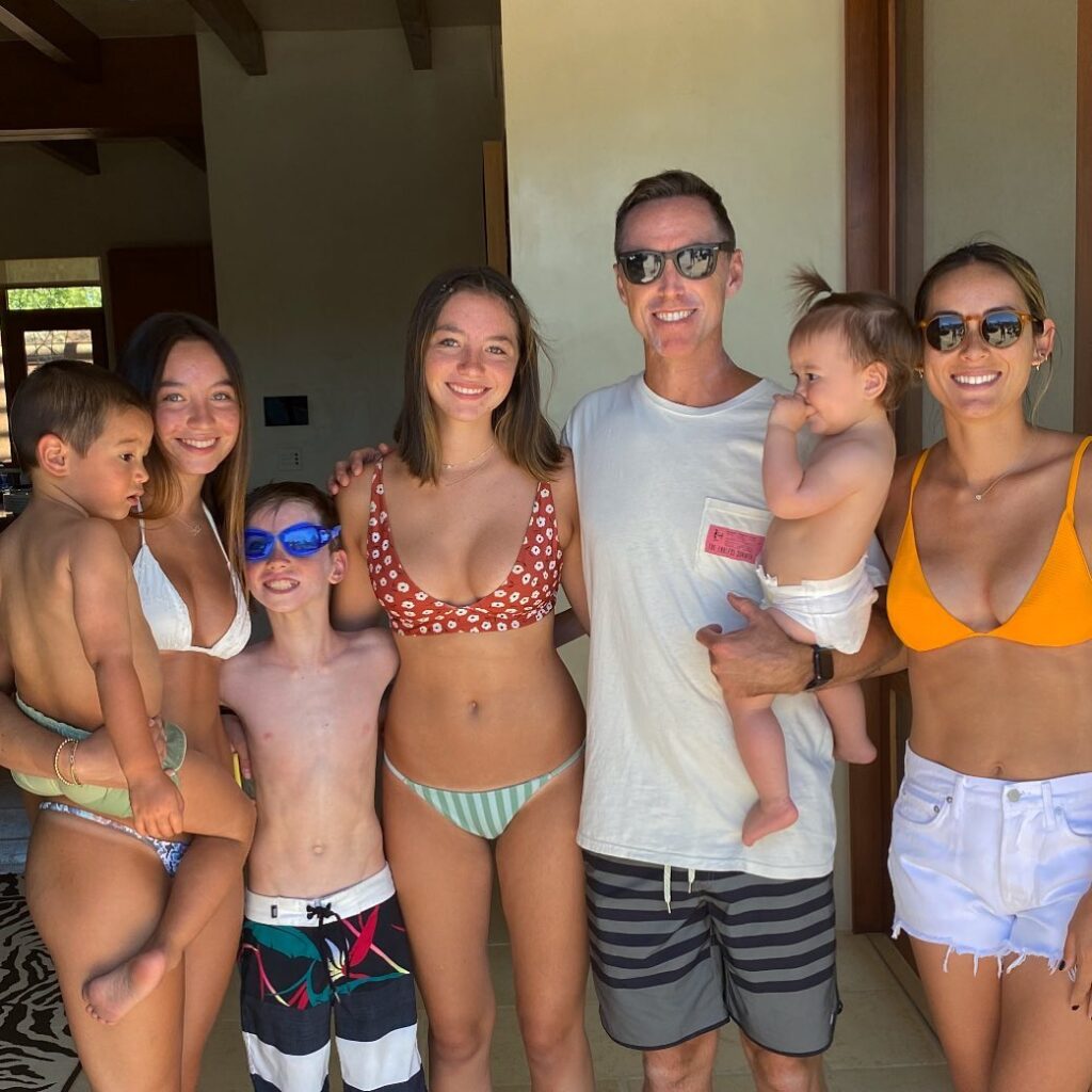 Steve Nash with his family (Source: Media Referee)