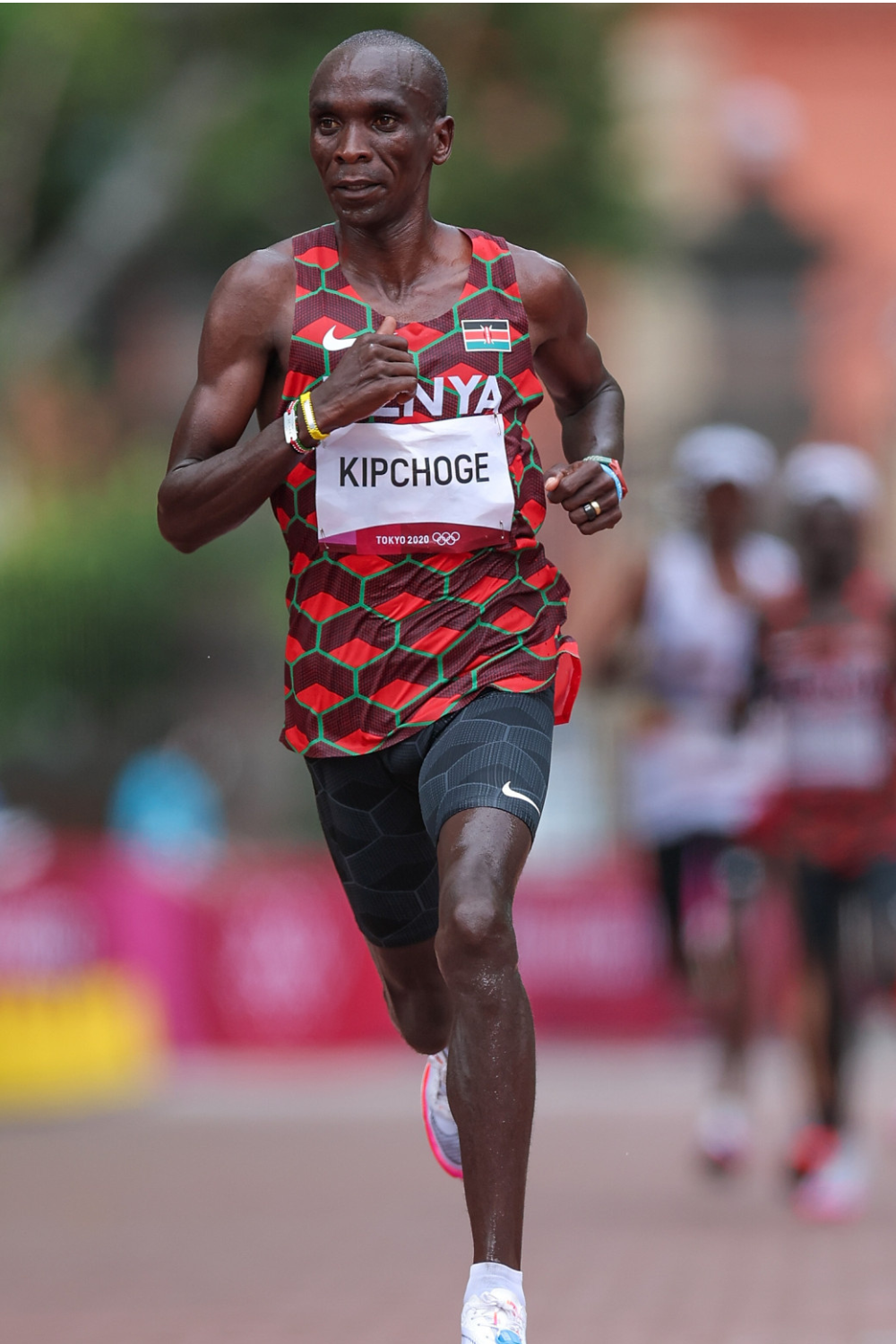 kipchoge-long-distance-runner