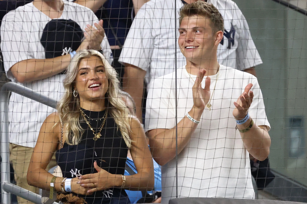 Zach with Nicolette watching a game (Source: mypost)