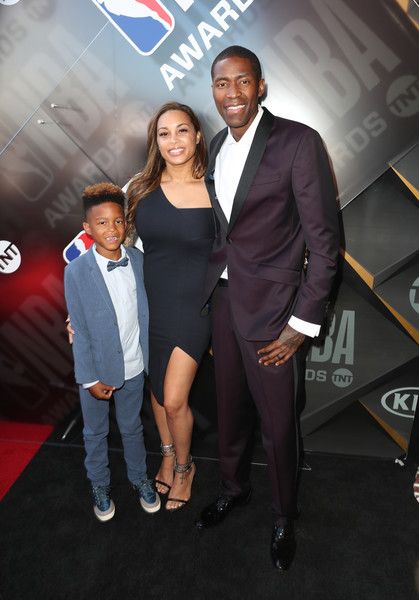 Jamal Crawford With His Wife & Kid