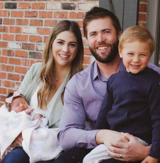 Darin Ruf with his wife & kids