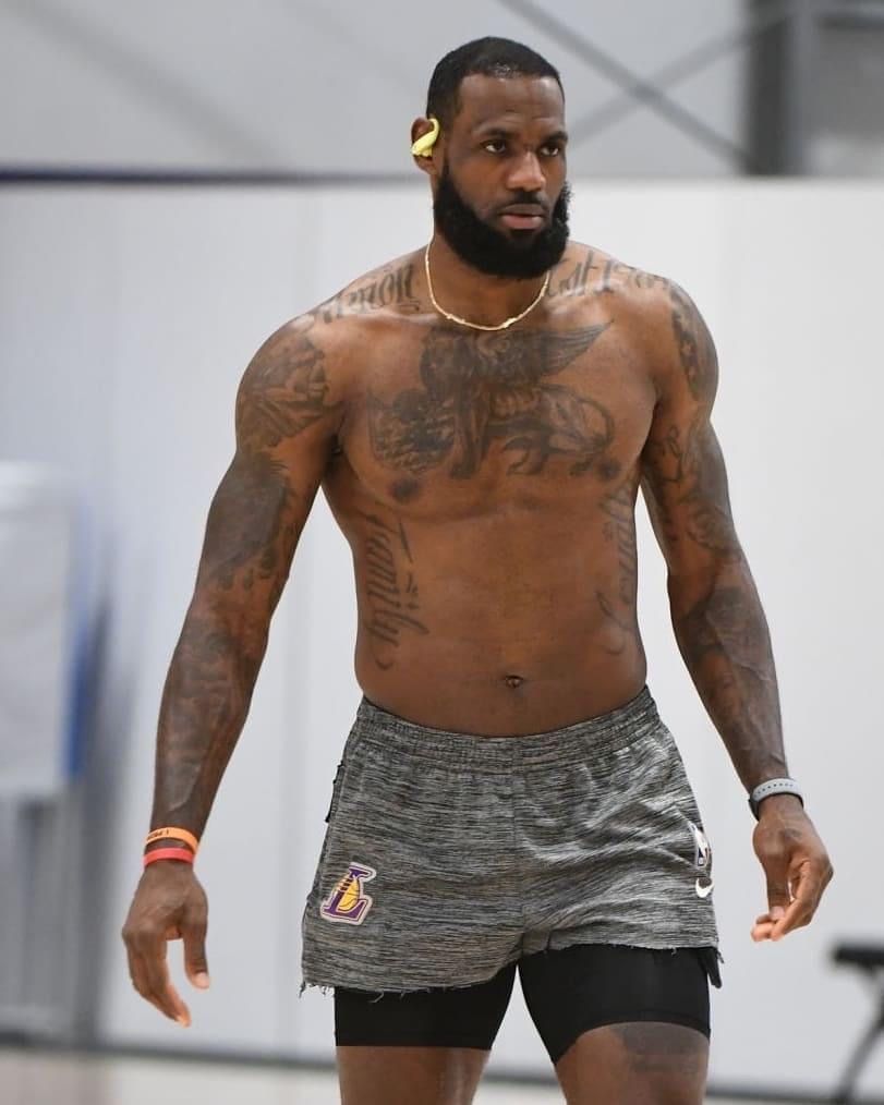 King James' Physique