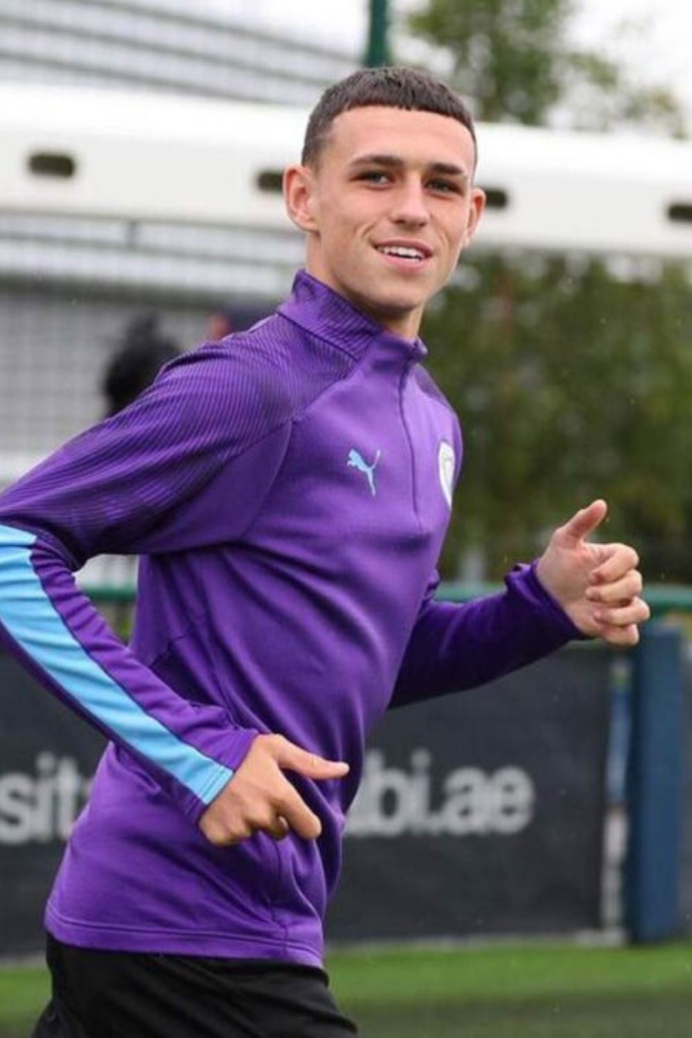 Foden, Running With His Barnet Haircut. 