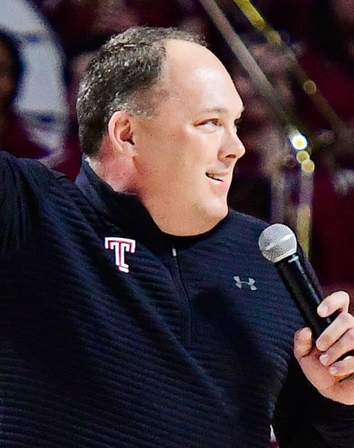 Geoff Collins with the Temple Owls (Source: Sports Illustrated)