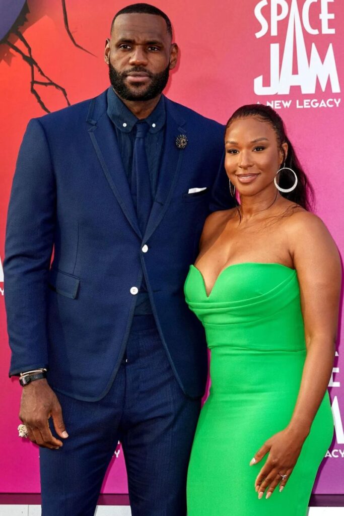 Lebron-James-wife-Savannah-James