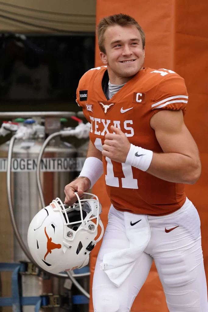 Sam-Ehlinger - Players Bio