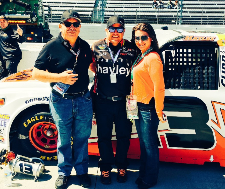 eddie-with-his-father-and-sister