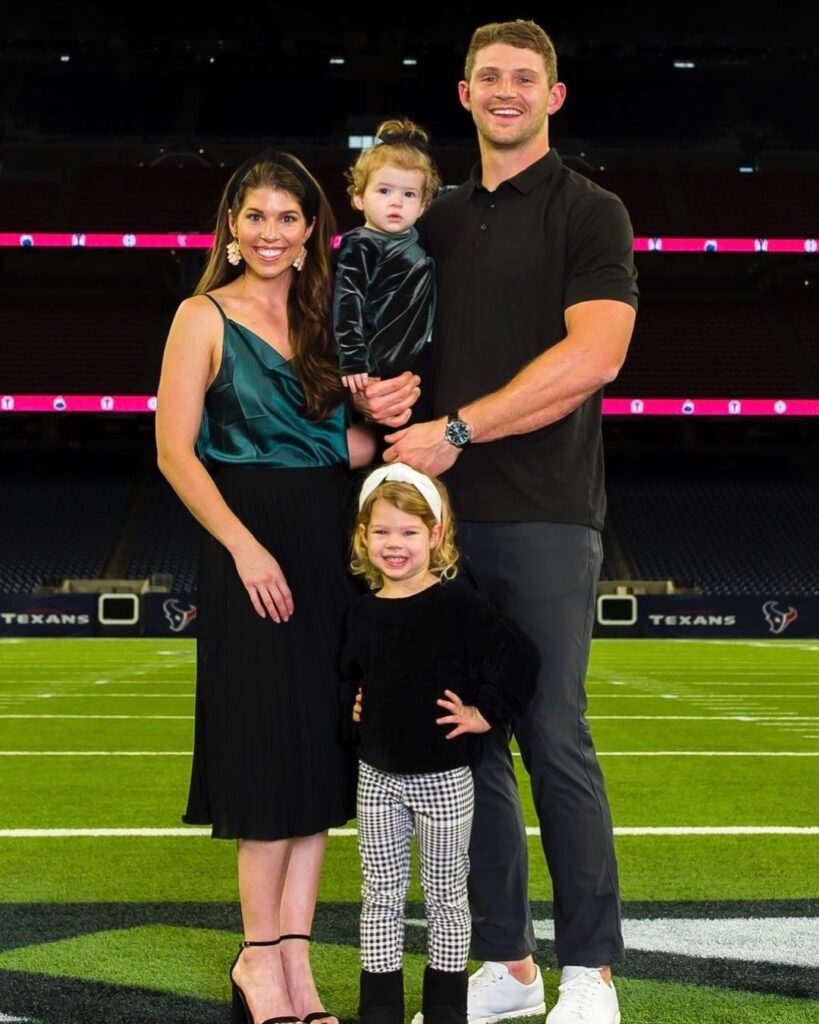 Jeff Driskel with his daughters and wife (Source: Instagram)