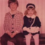 Aidan-Hutchinson’s-mother-Melissa-with-her-brother-in-the-seventies (Source: Instagram)