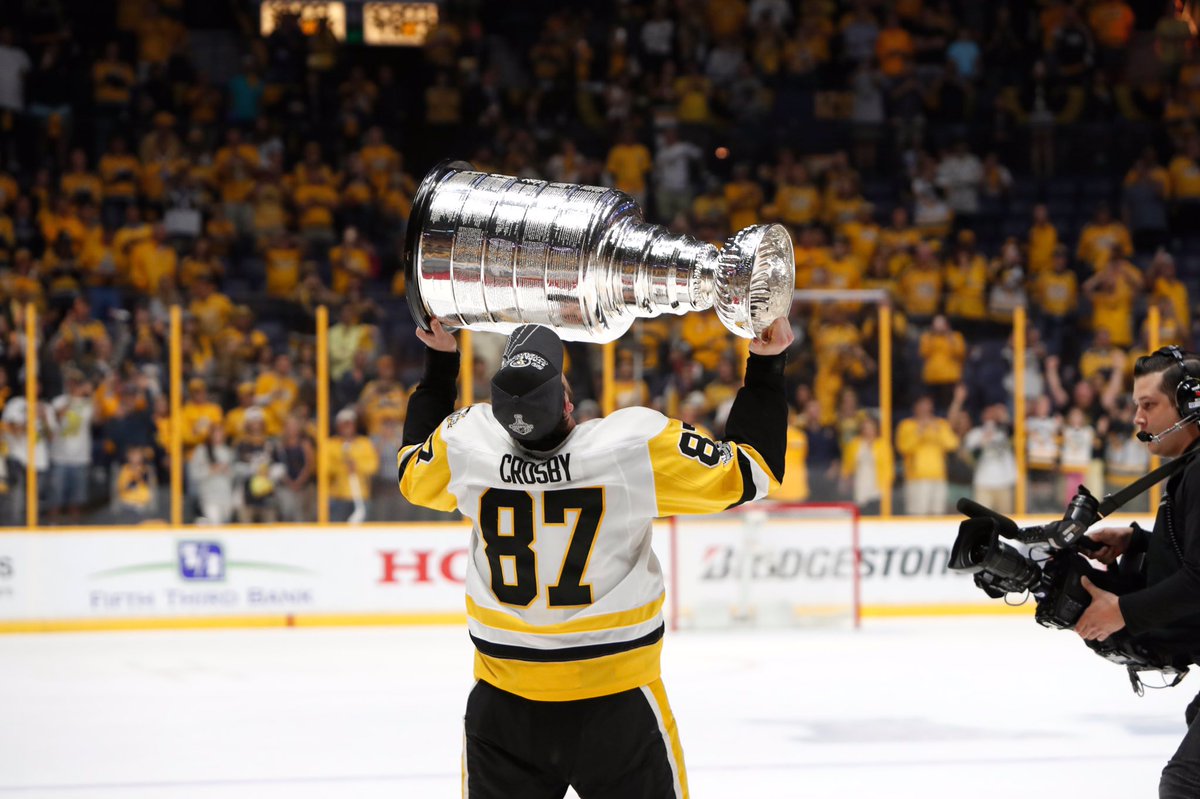 Crosby With The Stanley Cup