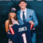 mac-and-sophie-holding-patroits-jersey