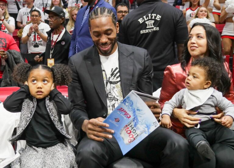 Kawhi Leonard With Girlfriend And Children