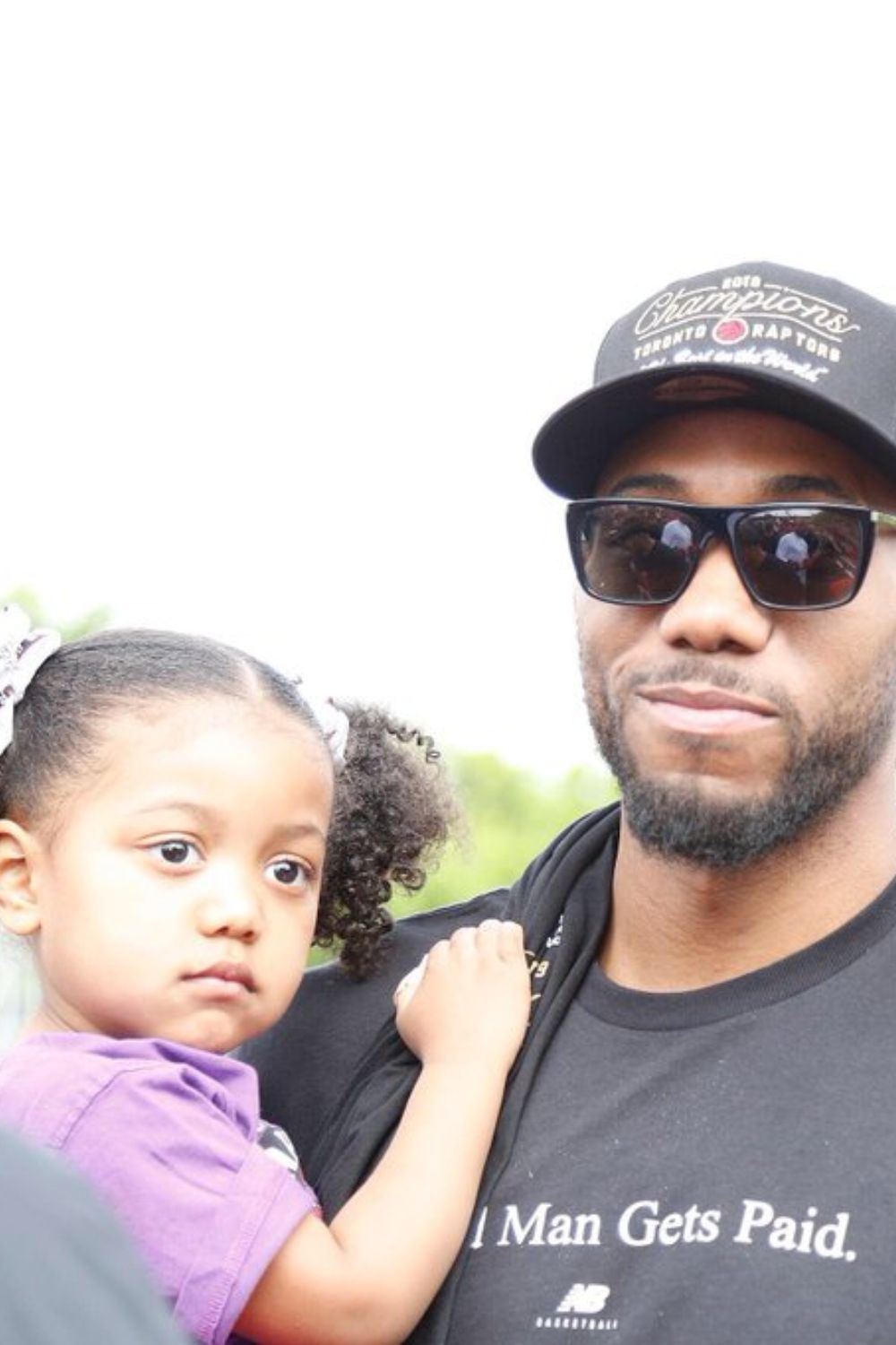 Kawhi Leonard With His Daughter At Toronto Championship Parade