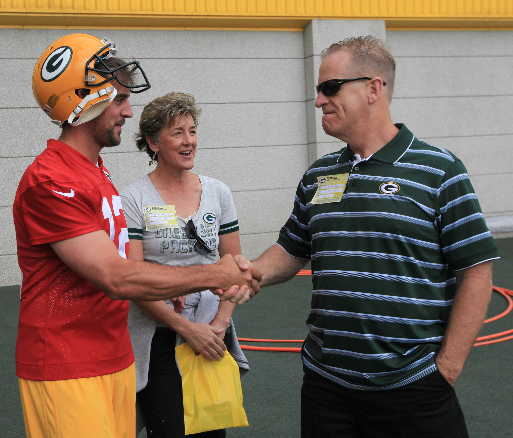 Aaron Rodgers With Father And Mother 