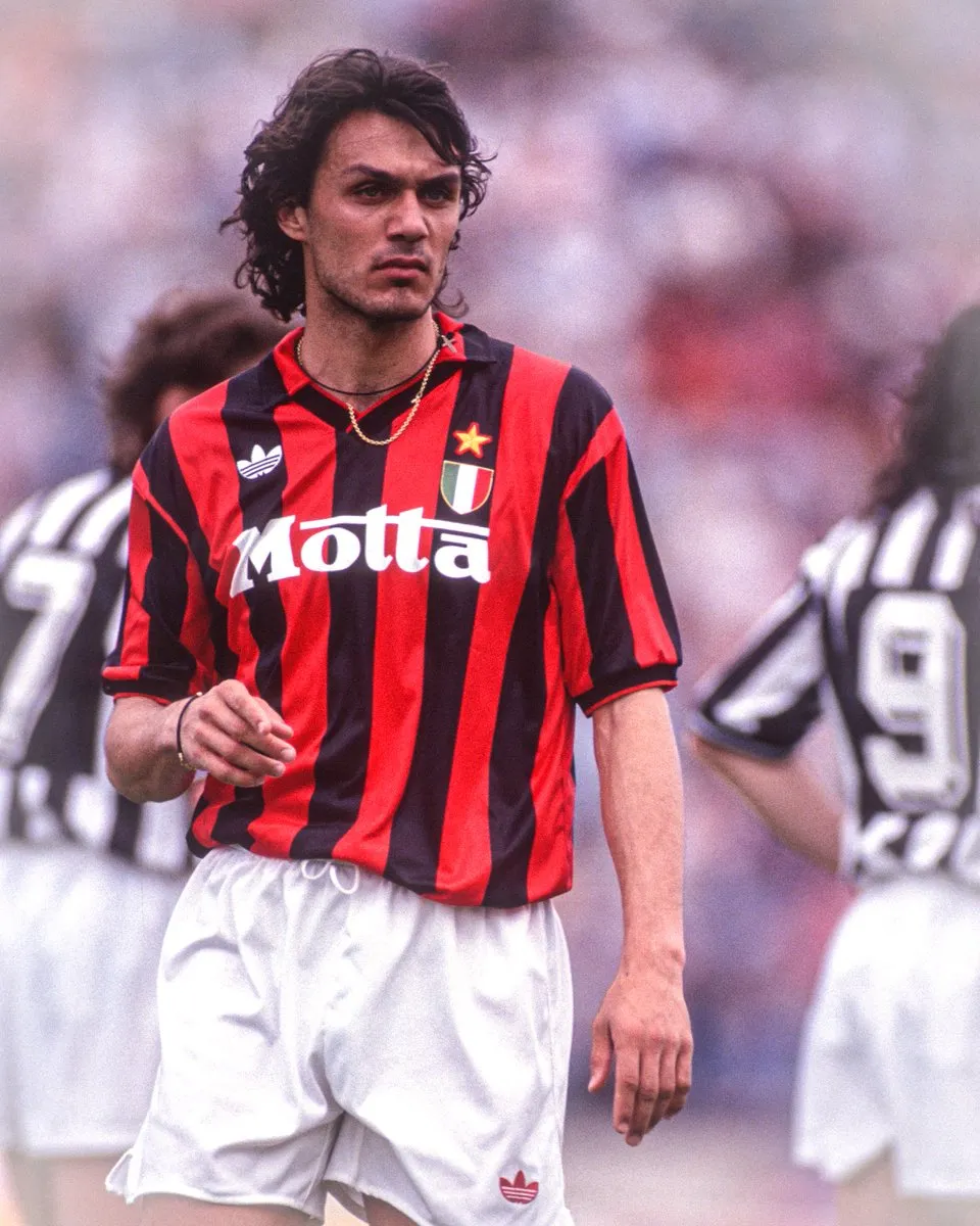 maldini-playing-for-ac-milan-during-his-early-career