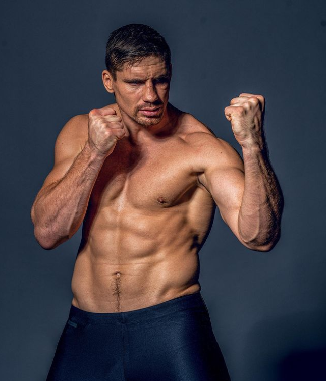 Rico Verhoeven Flaunting His Six Pack Body 