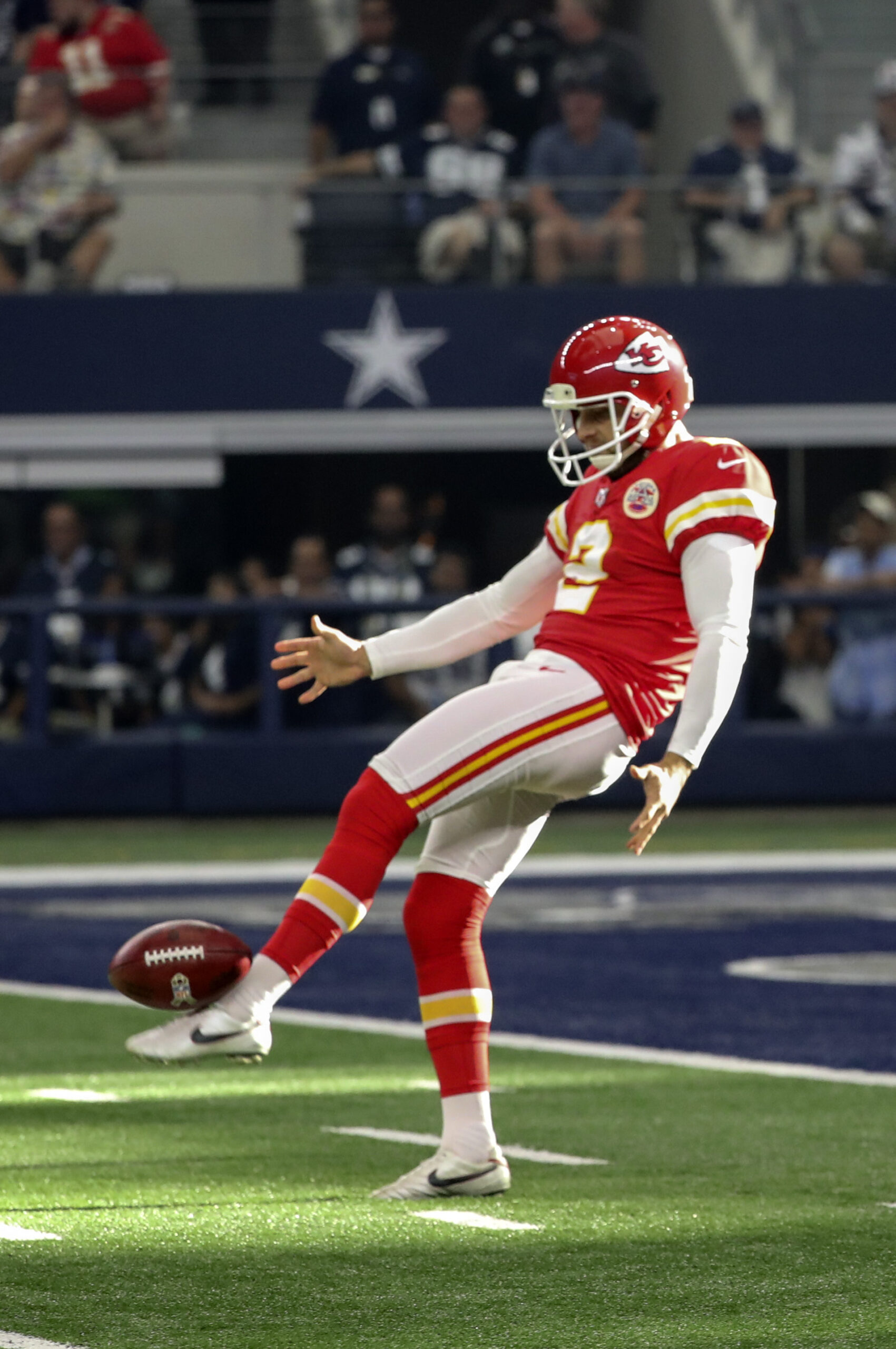 Dustin Colquitt Punting 