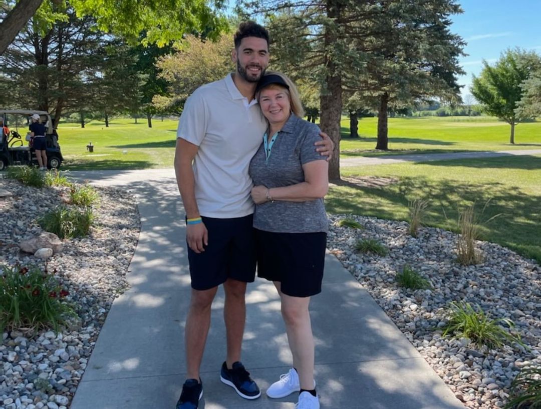Georges Niang With His Mother, Alison
