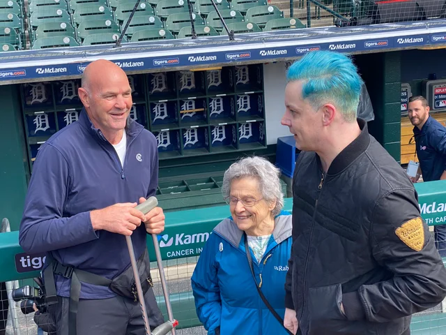 Kirk Gibson And His Mother At Tiger's Game 