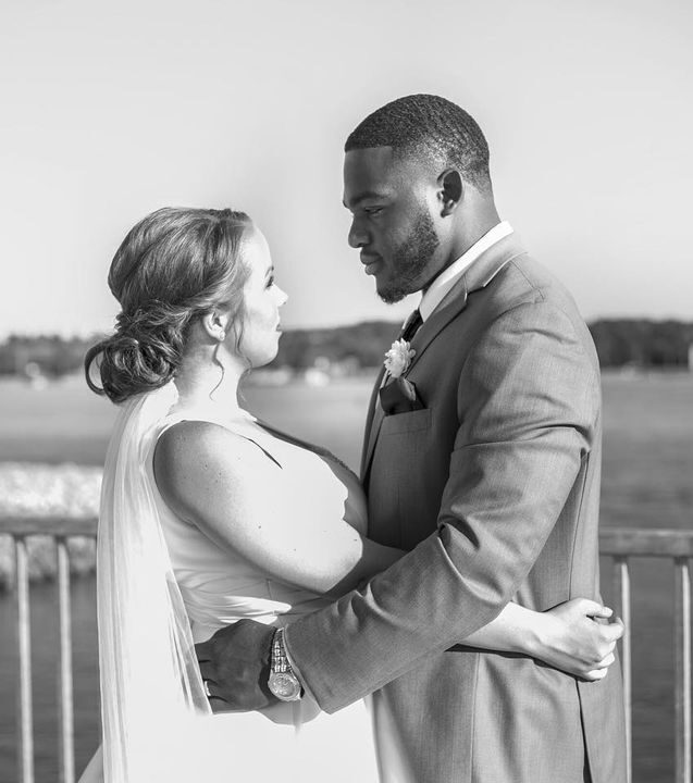 LeShun and his wife Lauren at their wedding (Source: Instagram)