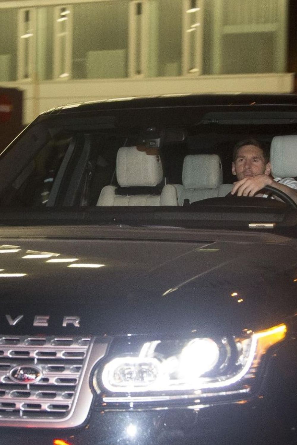 Argentine Soccer Legend Lionel Messi With Range Rover 